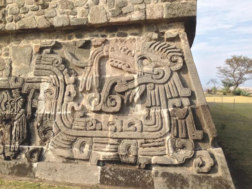 Detalle de la pirámide dedicada a Ometochtli-Tepoxtécatl, deidad del pulque, la fecundidad y la cosecha