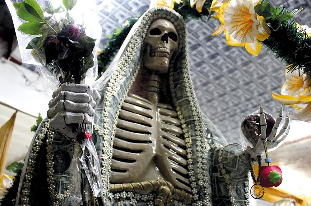  Imagen de la Santa Muerte en el barrio más peligroso de México